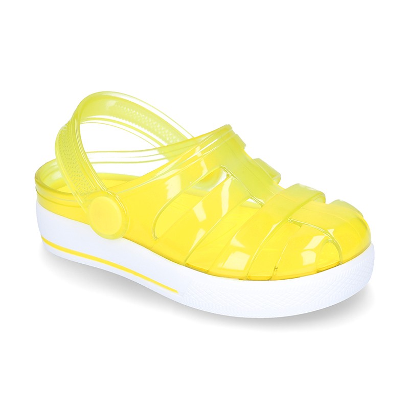 clog style tennis shoes