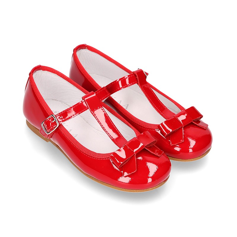 T-strap little Mary Jane shoes in RED patent leather. M040 | OkaaSpain