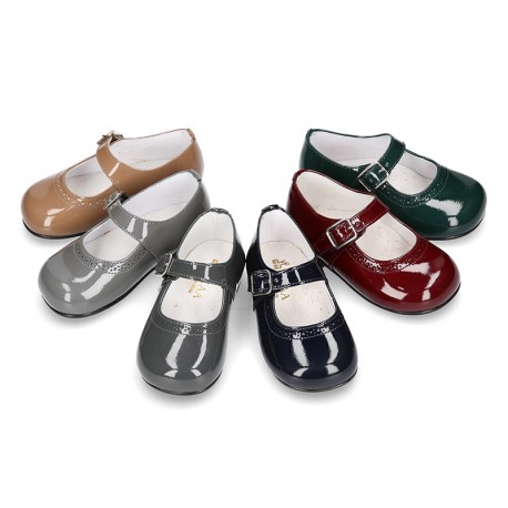 Classic little Mary Janes with chopped design in patent leather. AL011 ...