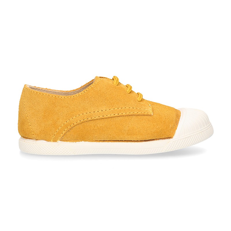 mustard tennis shoes