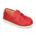 Classic kids leather Boat shoes with shoelaces and spring summer soles.