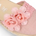 Linen canvas girl espadrille shoes for CEREMONIES with side flowers design.