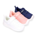 BAREFOOT Baby free children's sports shoes with elastic laces.