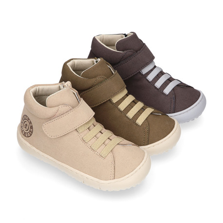 BAREFOOT Kids high Sneaker shoes with laces and side zipper.