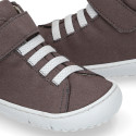 BAREFOOT Kids high Sneaker shoes with laces and side zipper.