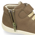 BAREFOOT Kids high Sneaker shoes with laces and side zipper.