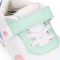 BAREFOOT TecnoBaby children's sports shoes with elastic laces.