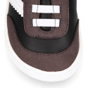 Kids BAREFOOT Sneaker shoes with elastic laces.